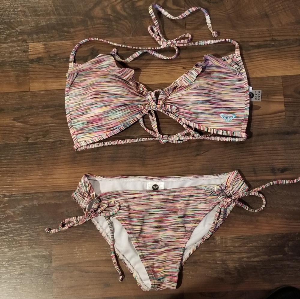 🆕️ROXY Bikini set